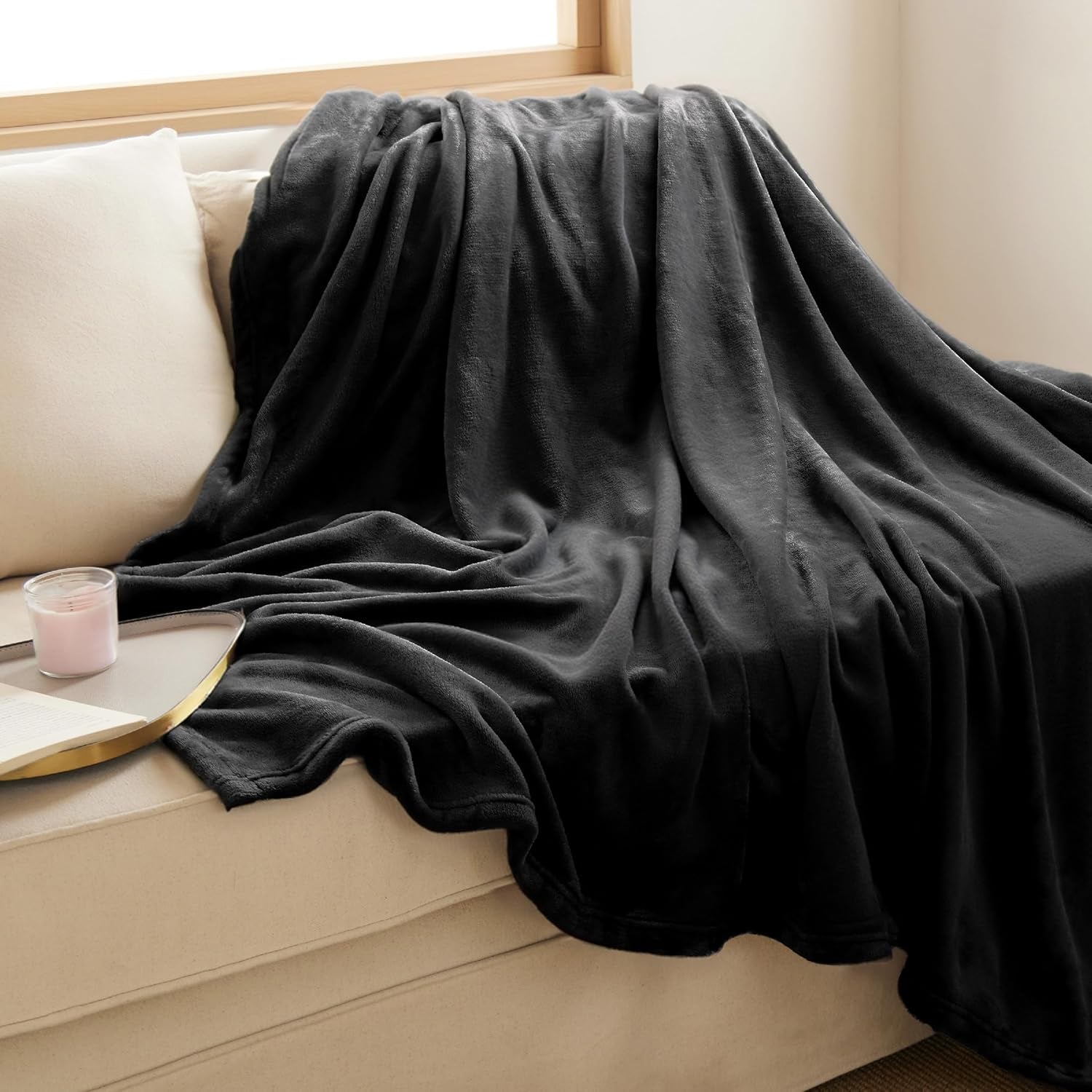 Bedsure Gentlesoft Fleece Throw Blanket for Couch Black - Lightweight Plush Fuzzy Cozy Soft Halloween Blankets and Throws for Sofa, 50X60 Inches