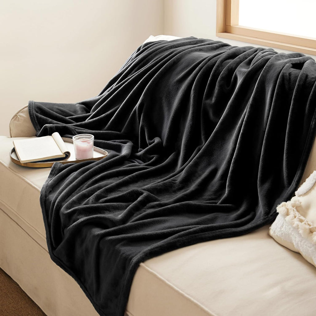 Bedsure Gentlesoft Fleece Throw Blanket for Couch Black - Lightweight Plush Fuzzy Cozy Soft Halloween Blankets and Throws for Sofa, 50X60 Inches
